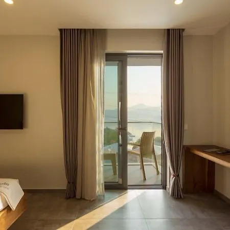 Hotell Aria Butik 3*