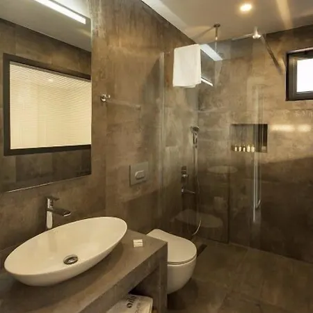 Hotell Aria Butik 3*
