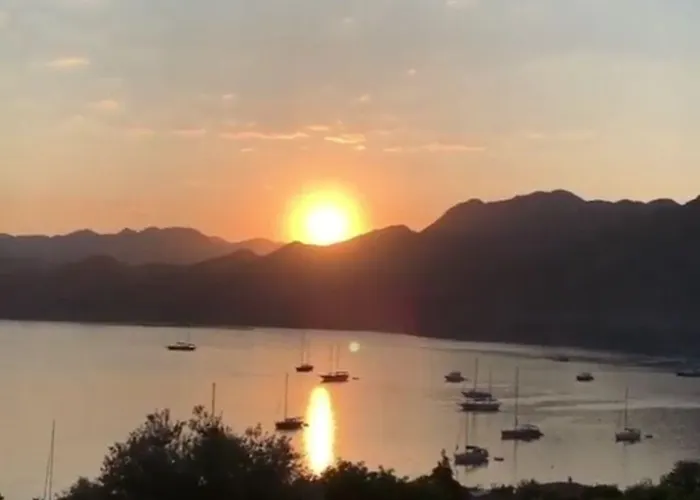 Aria Butik סלימייה